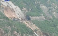 甘肃天水突发滑坡，致一列火车脱线，未造成人员伤亡