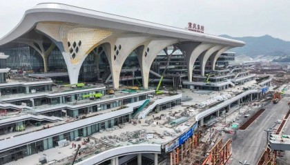 西部地区最大高铁枢纽站重庆东站站房建成完工