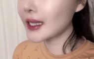 赵本山女儿球球辟谣自杀传闻：自己活得好好的