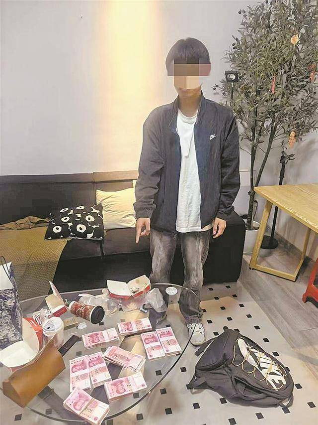落魄男友一夜暴富？10万元现金竟是拉车门偷来的